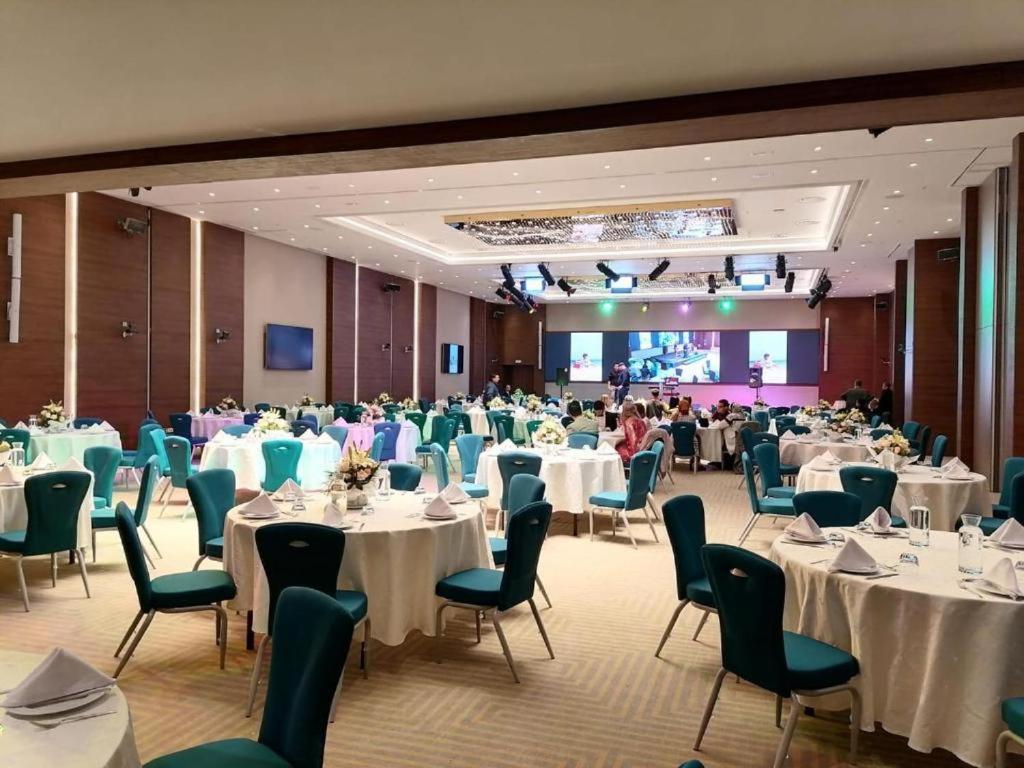 Hotel Royal Asbu Tunis Exterior photo
